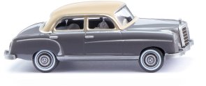 Mercedes Benz 220. Basaltgrå/Elfenbensbeige.