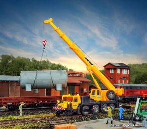 Two-way mobile crane LTM 1050-4. Byggsats.