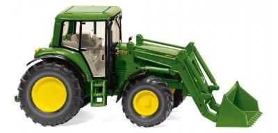 Traktor John Deere 6920 S med frontlastare.