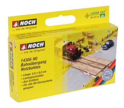 Järnvägsövergång, träplankor.