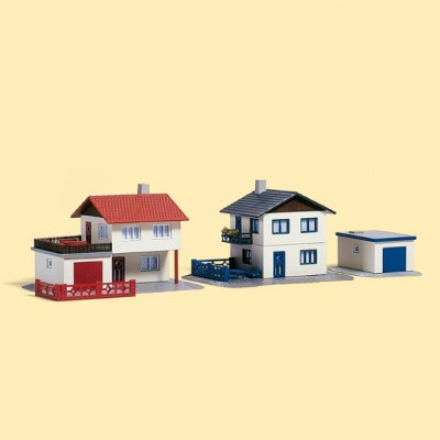 Förortshus med Garage. N-skala.
