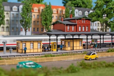 Stationstillbehör. N-skala