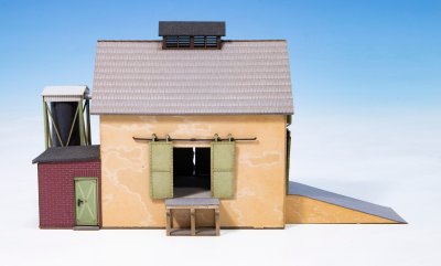 Kylförråd med ramper och kontorsbyggnad