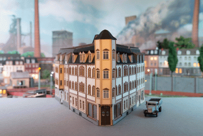 Stadshus, hörnhus 135° 
