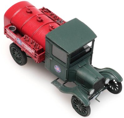 Ford Model TT tankbil "Standard Oil".