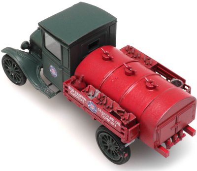 Ford Model TT tankbil "Standard Oil".
