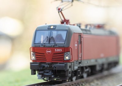 Ellok litra EB3203. DSB.