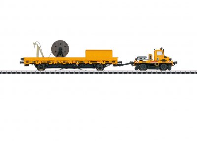 Unimog with a Catenary Installation Car. DB AG.