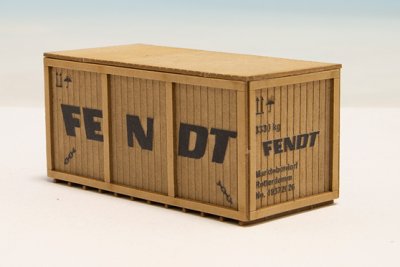 Stor låda med ram “Fendt”