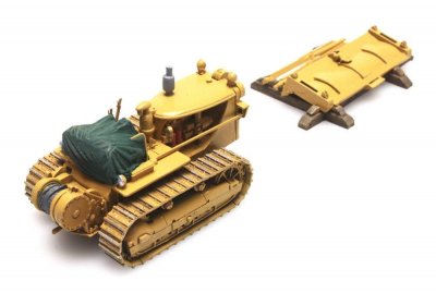 Last: Bulldozer D7.