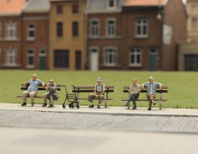 "Gamla Gubbar" på bänken...