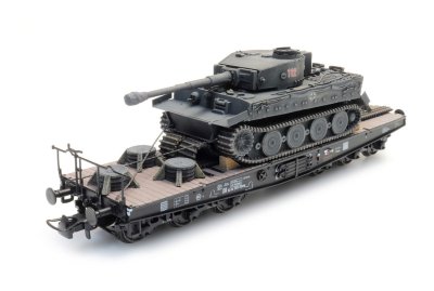 Stridsvagn Tiger I. Järnvägstransport.
